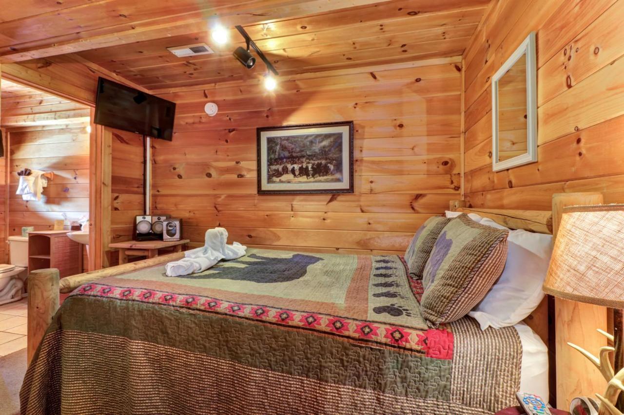 Thunder Bear Villa Pigeon Forge Esterno foto
